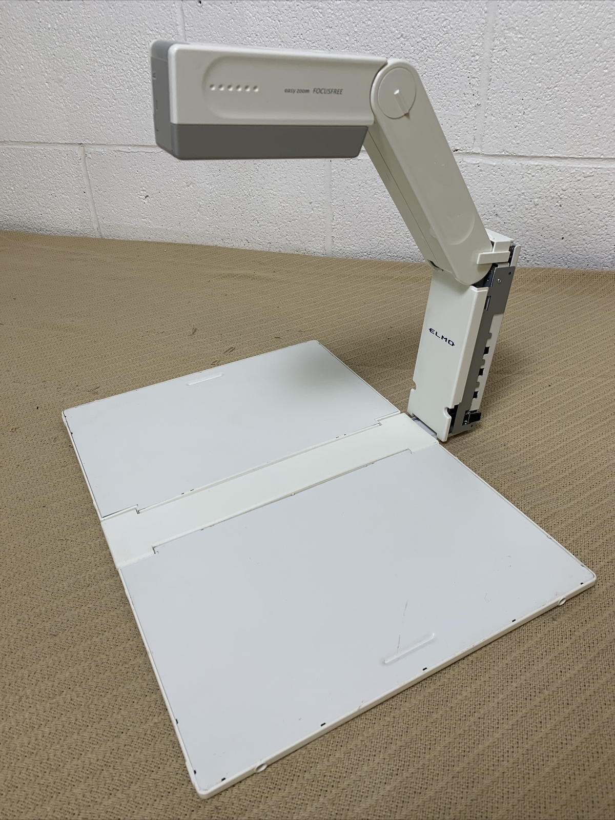 ELMO Projector-HV-110u - Camera/Visual Presenter ***PLEASE READ DESCRIPTION***