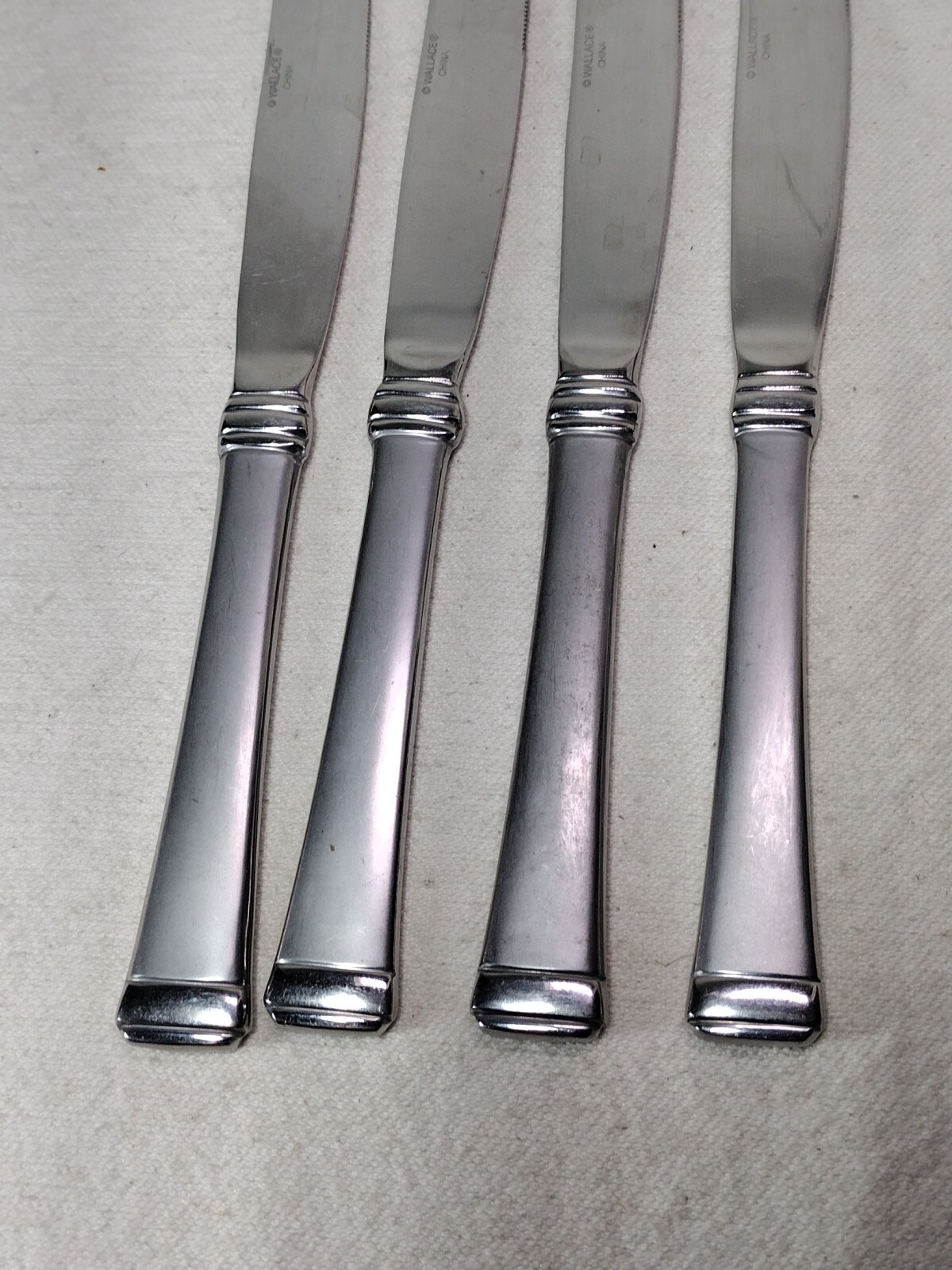 4 Wallace Solid Dinner Knives Bennett Stainless Frosted Satin Handle Vietnam
