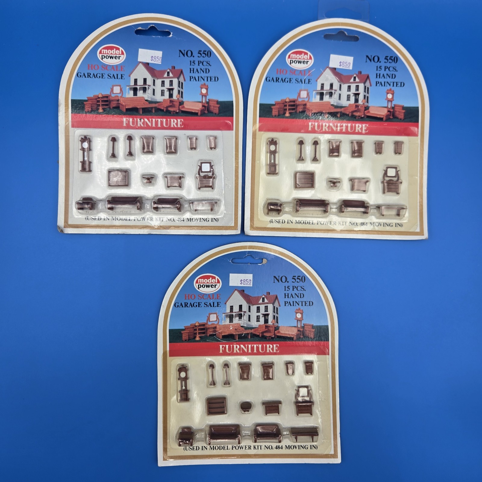 Model Power HO #550 Hand Painted Garage Sale (Clock,Table,Lamps,Couch,etc.)