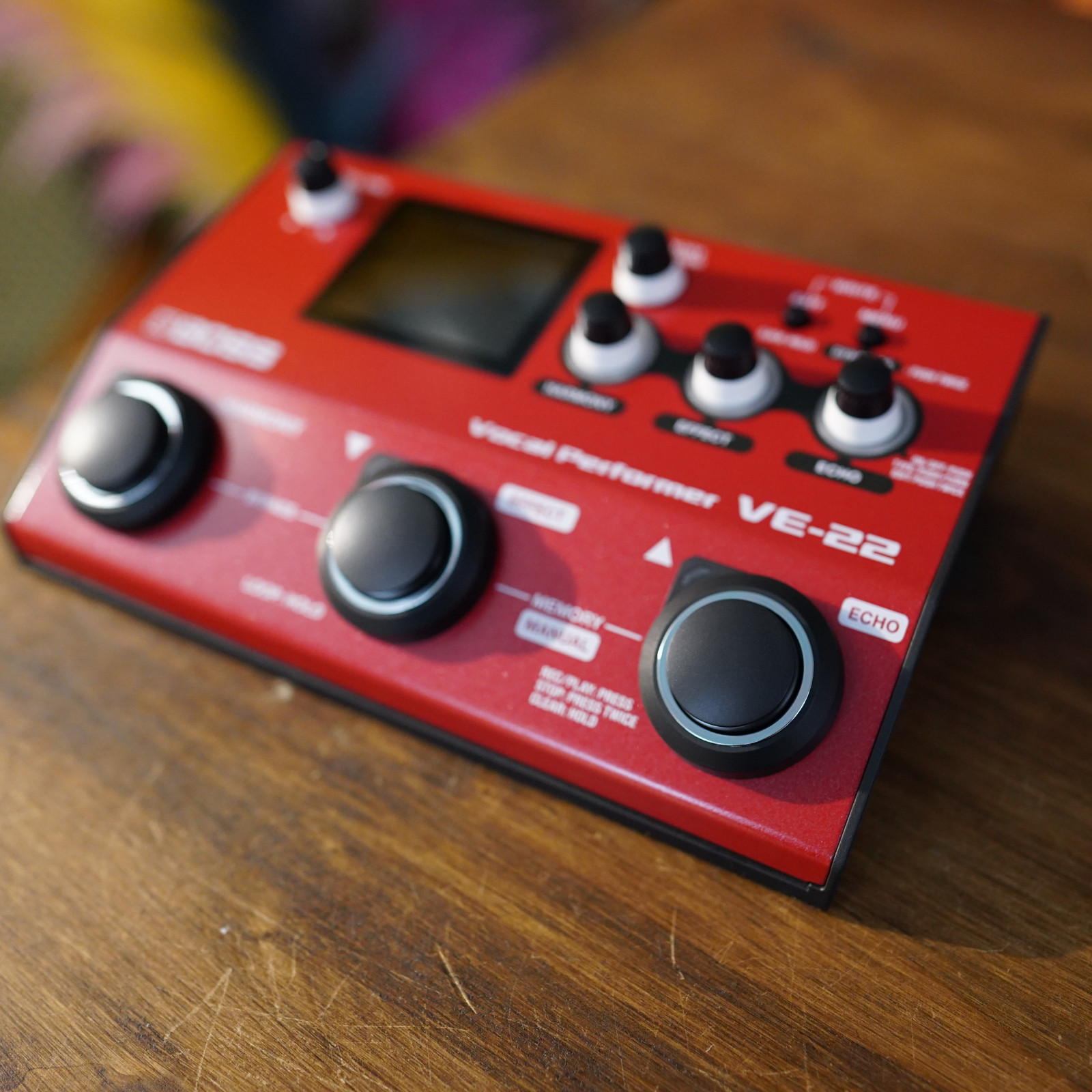 Boss VE-22 Vocal Effects and Looper Pedal Guitar