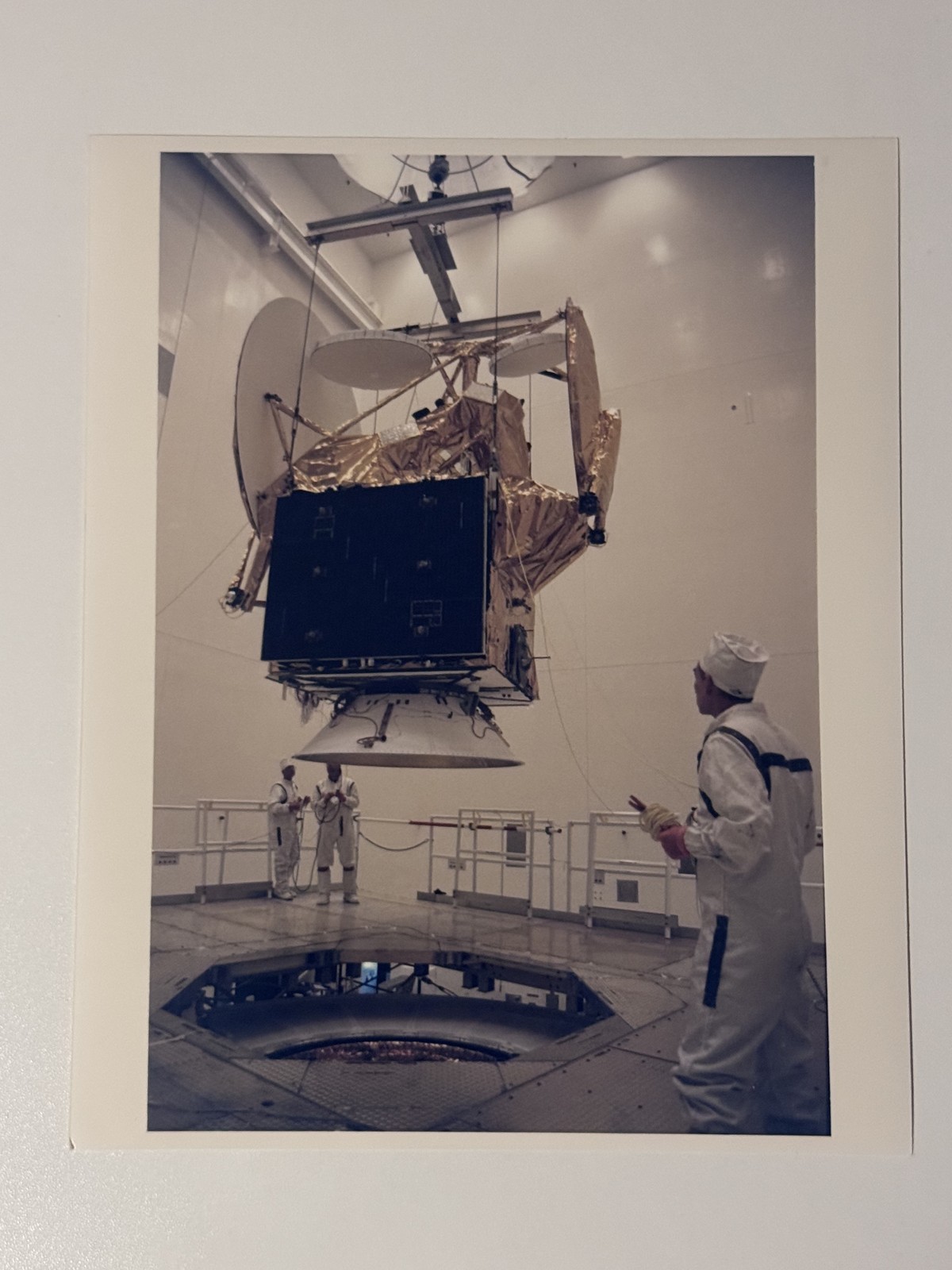 NASA STS-51 ACTS Payload Processing Facility Press Photo