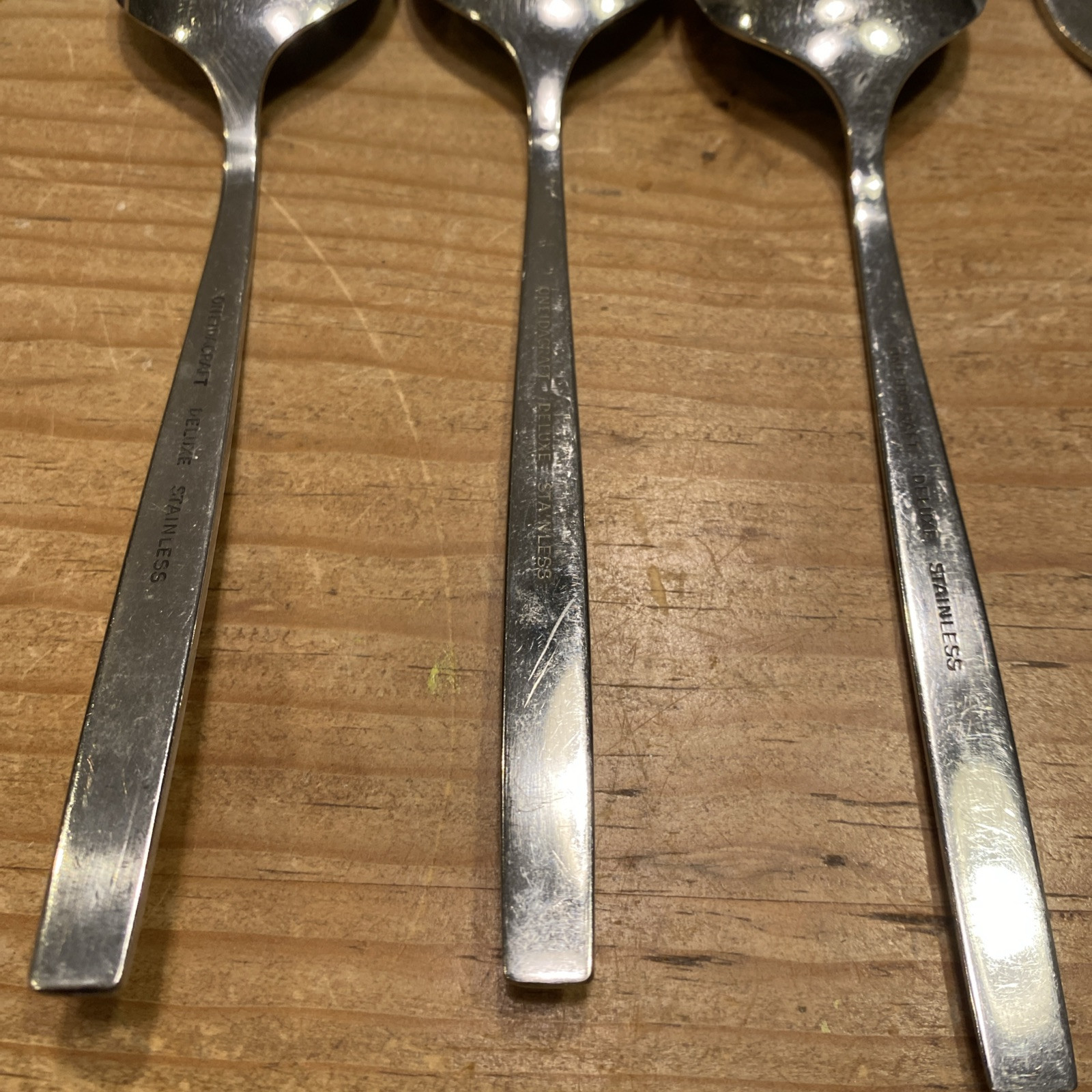 11 Pc Oneida CAPISTRANO Stainless Oneidacraft Deluxe Flatware Spoon Fork Knife