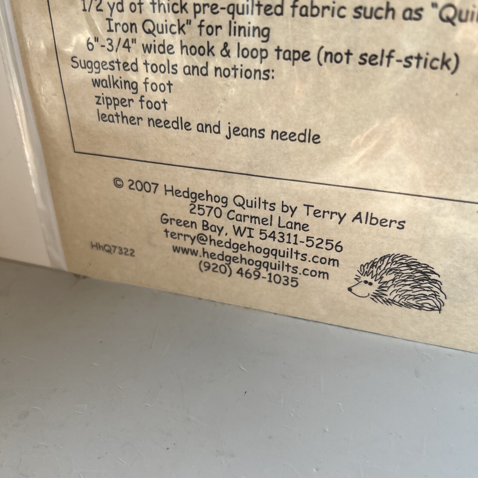 Quilt Briefcase Pattern 2 Sizes Hedgehog Quilts by Terry Albers 2007 NOS