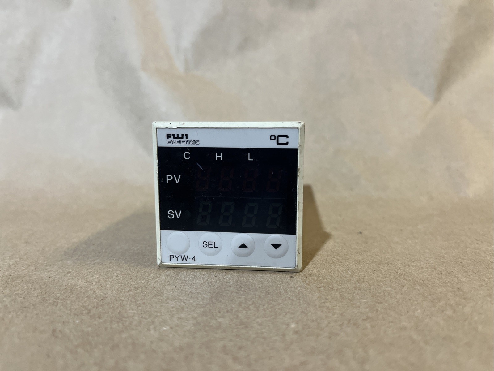 Fuji Electric PYW-4 BEY1-4V Temperature Controller