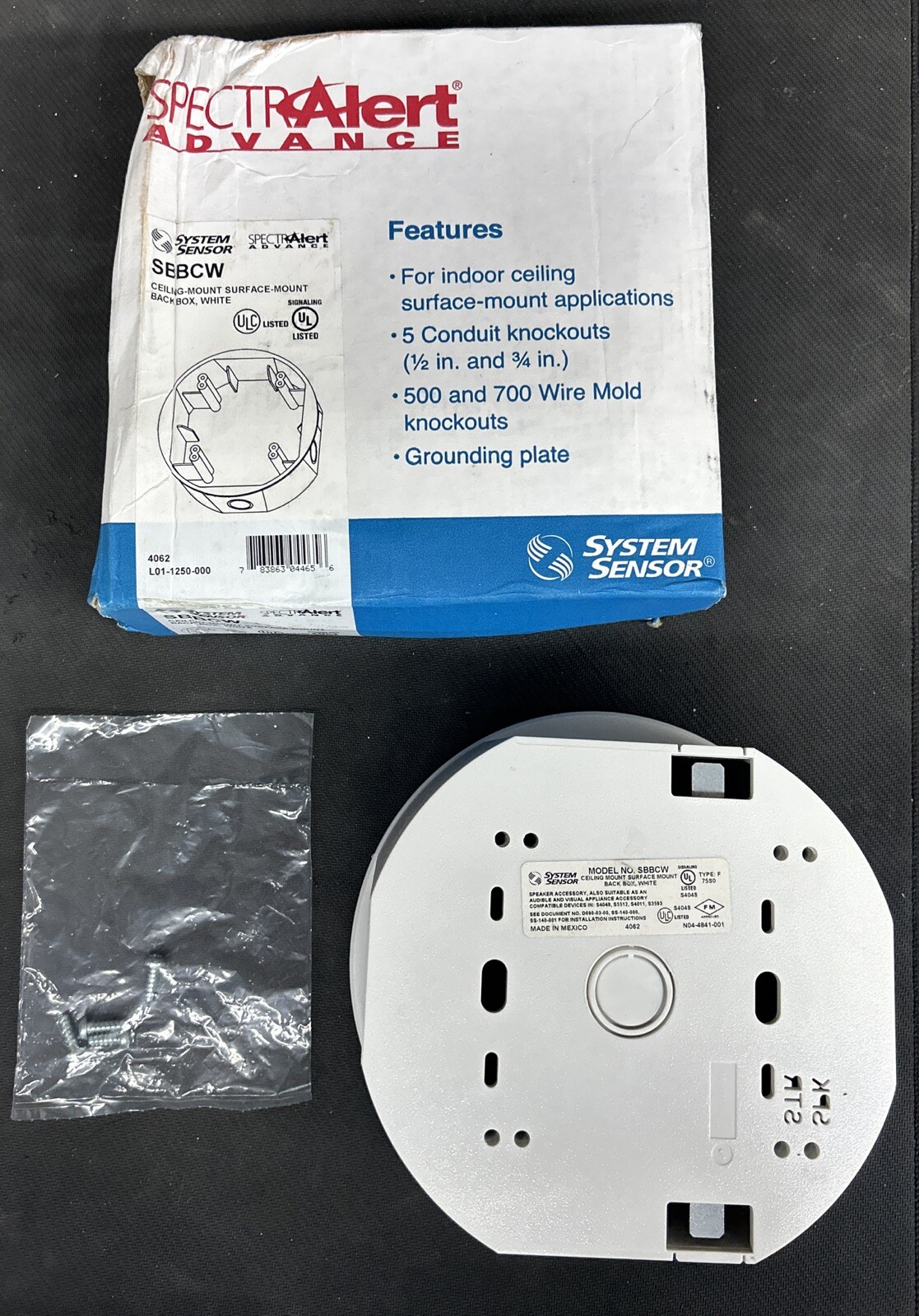 System Sensor Spectra Alert Ceiling-Mount Surface-Mount Back Box, WHITE