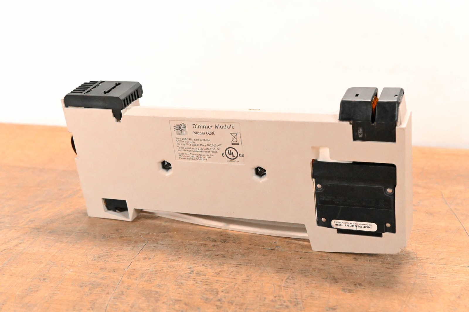 ETC D20E Dual 20A Dimmer Module CG01PPD