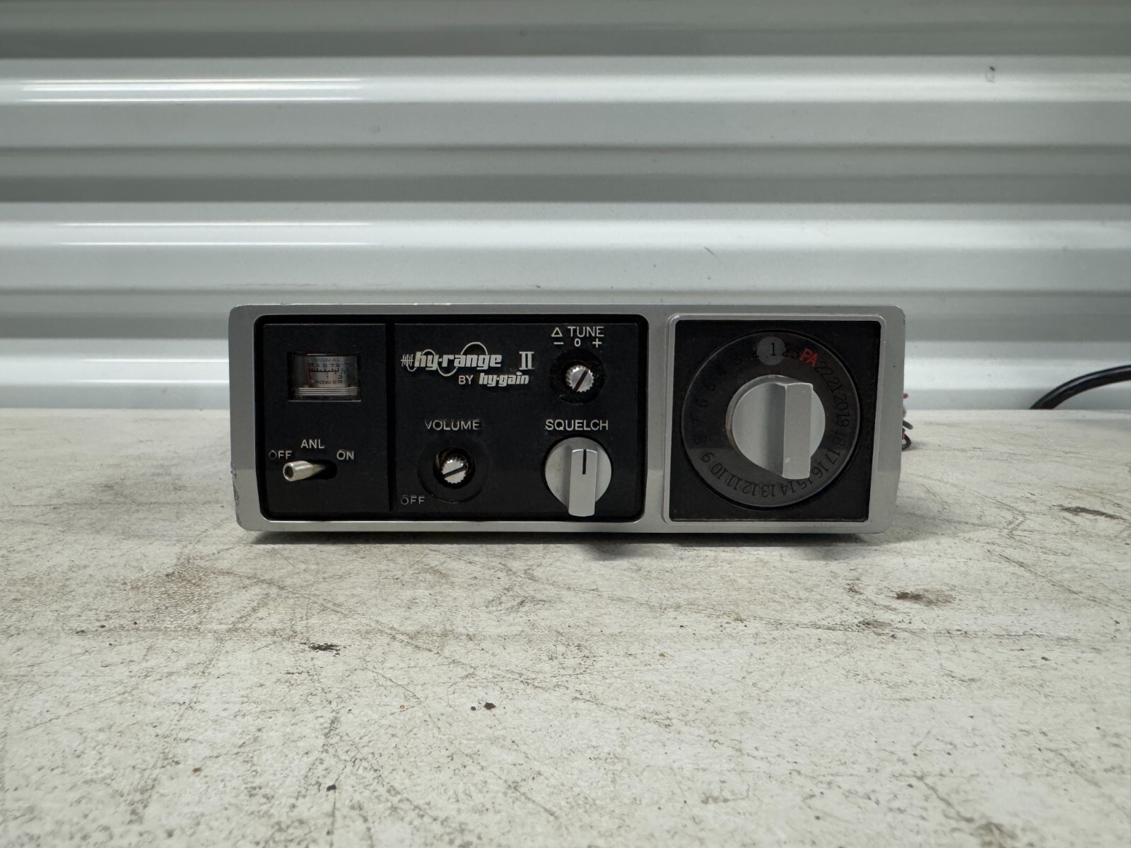 HY-Gain 23 Channel HY-Range II 2 CB Radio