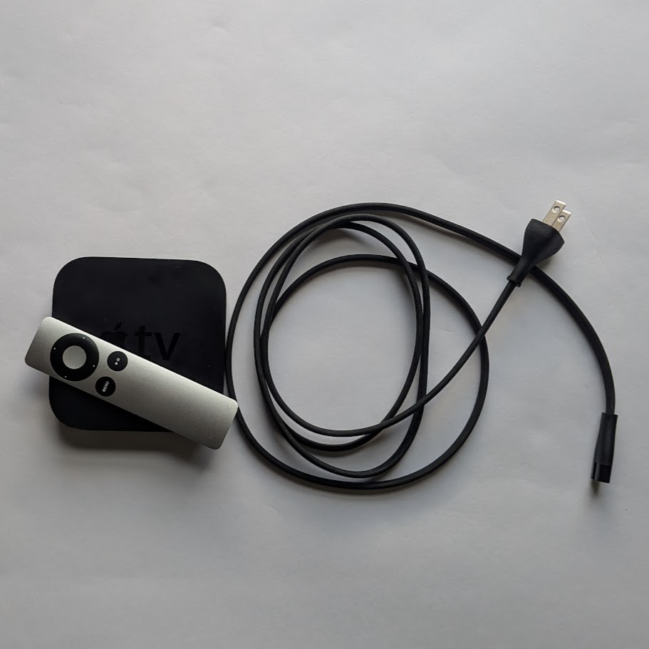 2nd Gen Apple TV (A1378 MC572LL/A) w/ Remote, Power Cord and HDMI Cable