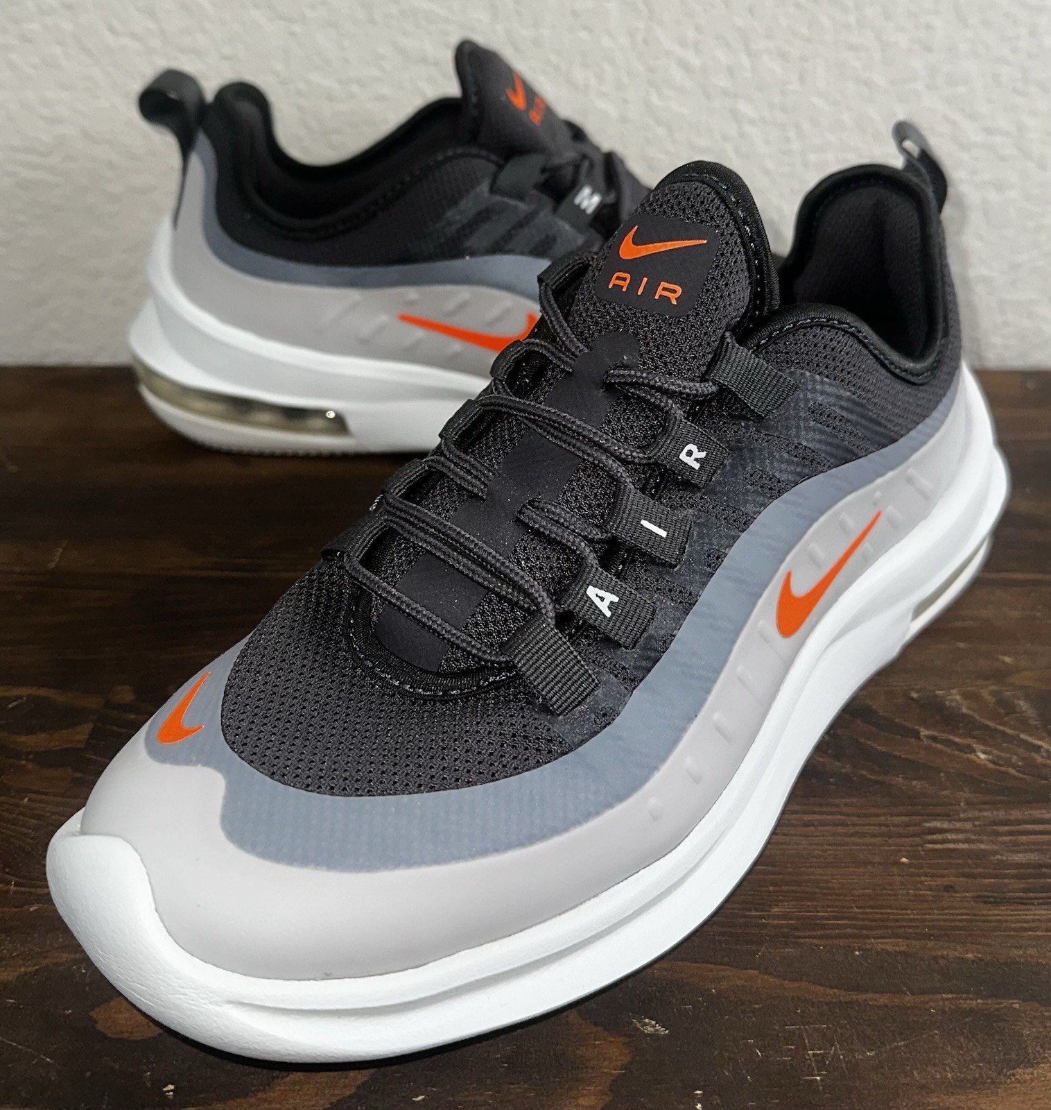 Nike Air Max Axis ‘Thunder Grey Orange’ Size 6.5 Men / 8 Wmns (AA2146-013)