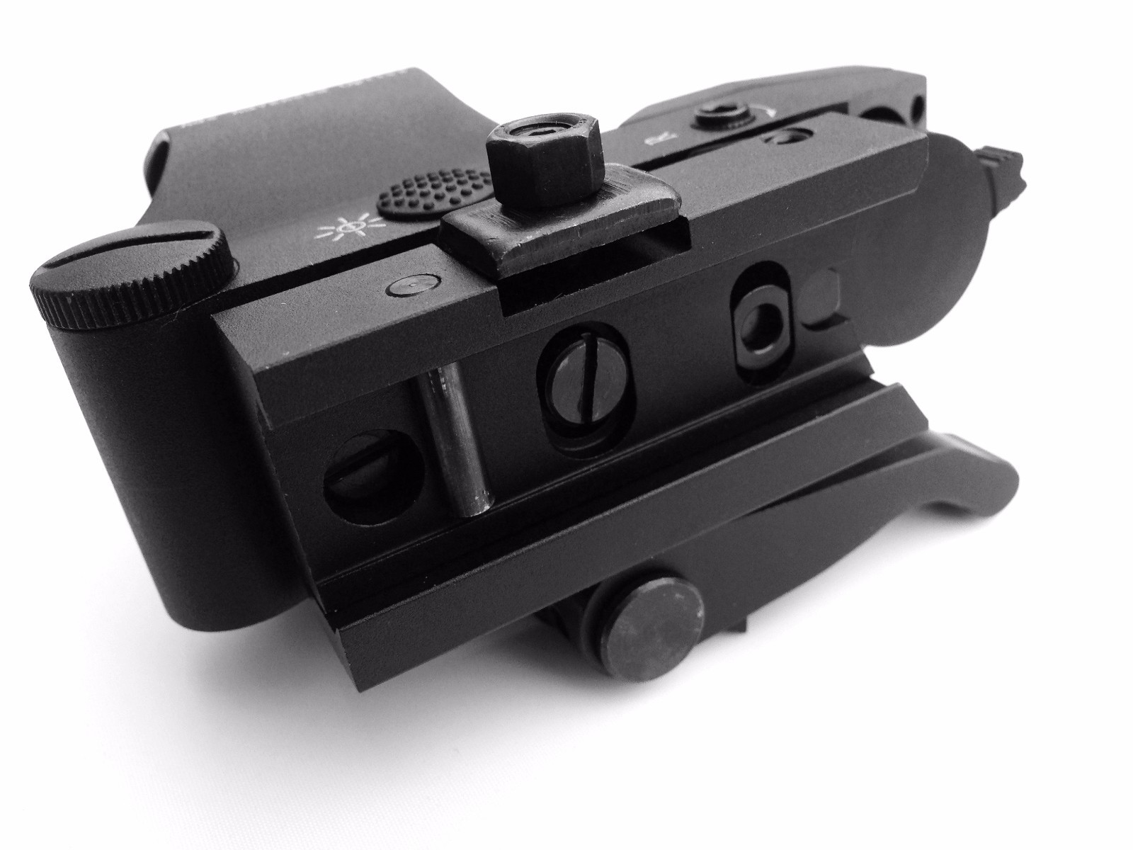 ADE ADVANCED OPTICS RED DOT RD2-007 REFLEX SIGHT - SUBSTITUTE FOR HOLOGRAPHIC