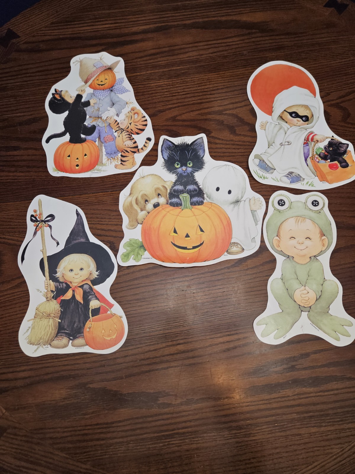 Halloween Morehead Kids Paper Cutouts Double-Sided Wall Decor 5 pieces
