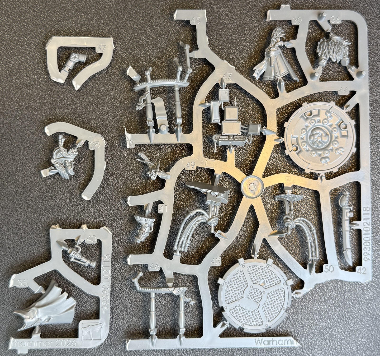 Captain Saragotta Masters of the Maelstrom Red Corsairs Warhammer 40k - NoS (x1)