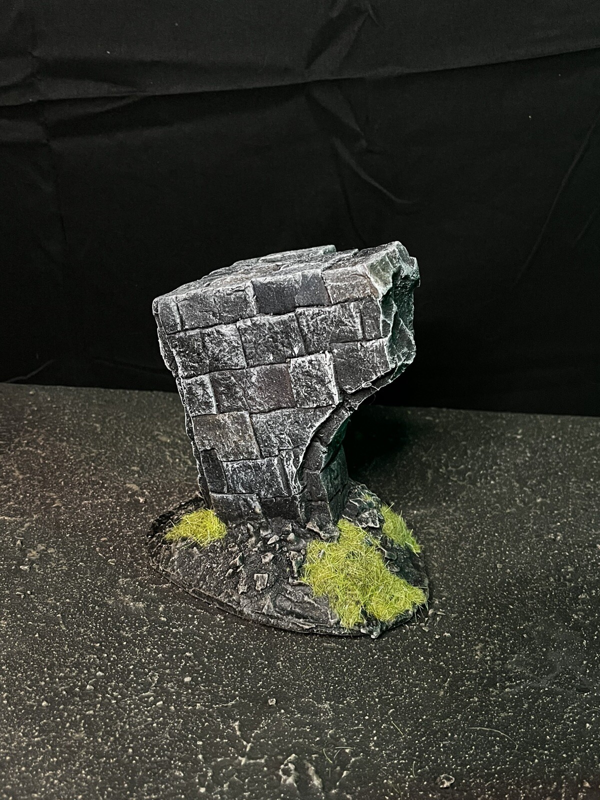 Wargaming Set Of ancient Ruins Warhammer 40k Compatible 28mm fully painted