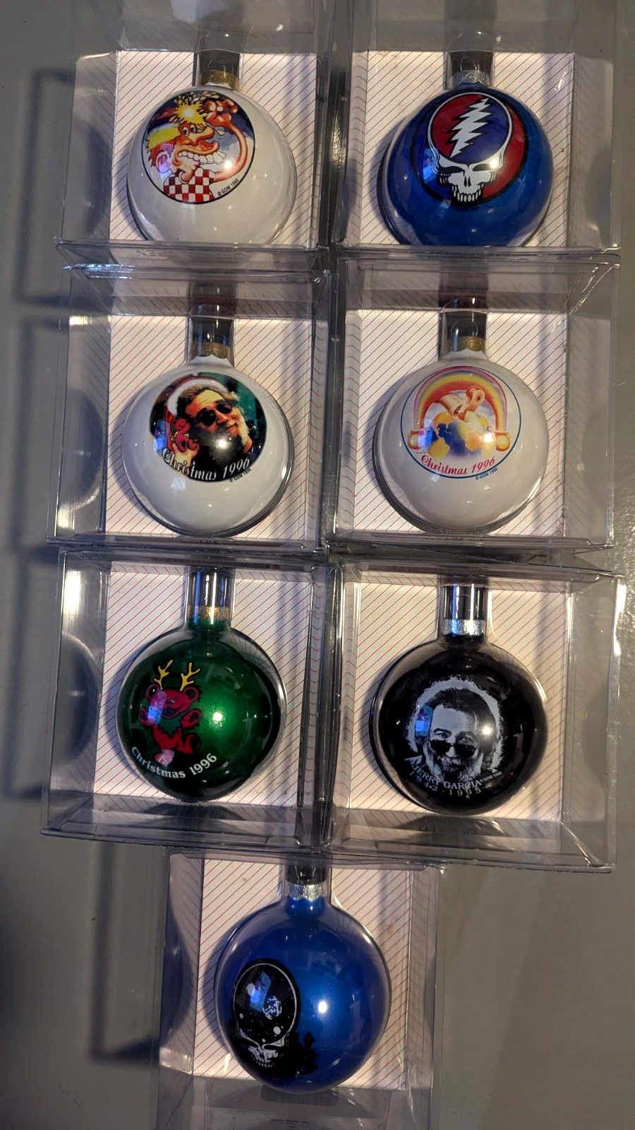 RARE Lot of 7 Grateful Dead Christmas Ornament Santa's Rock Shop New Old Stock