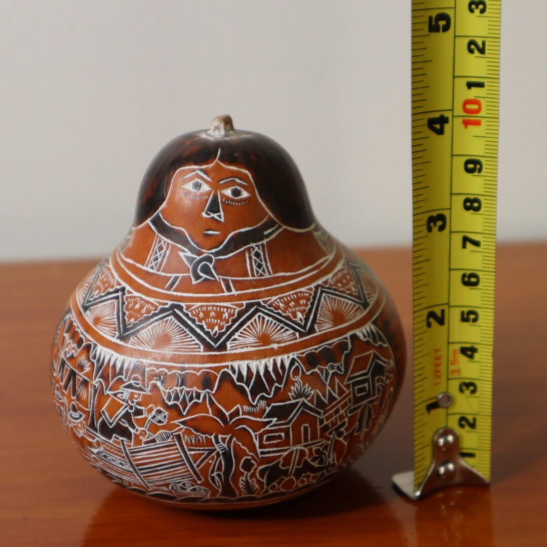 Vintage Peruvian Folk Art Hand Etched And Painted  Storyteller Gourd
