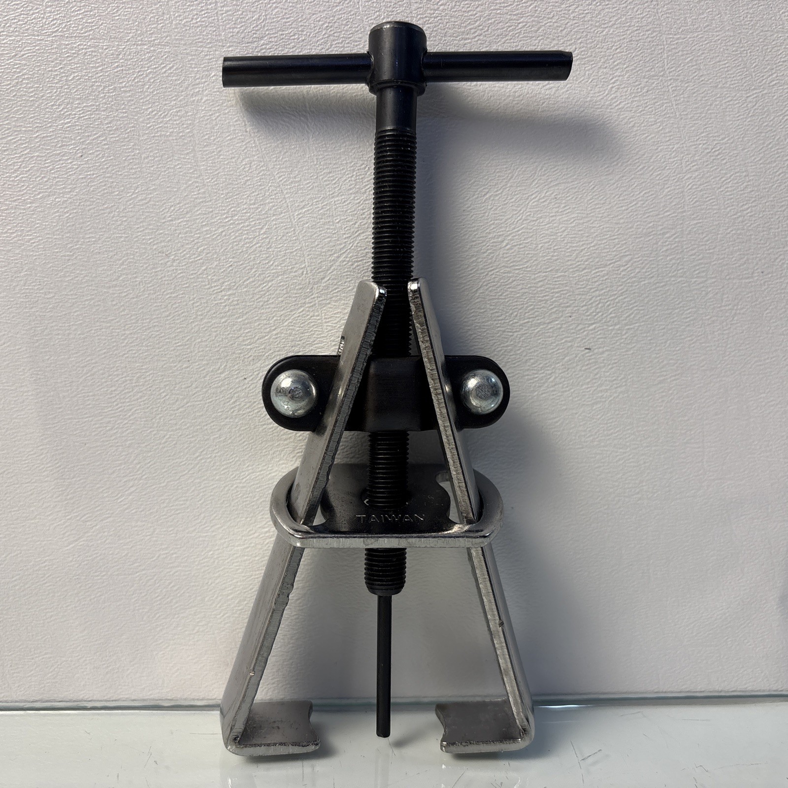 Faucet Handle Puller Plumbing Tool Sink Tub Shower Handle Remover Steel
