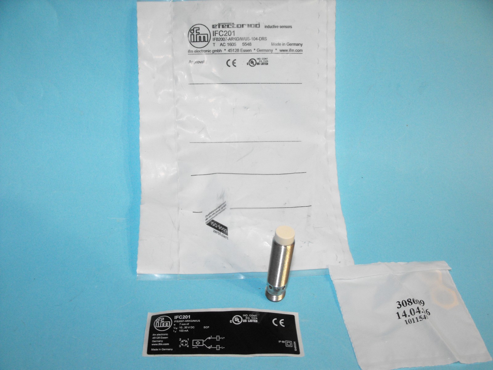 IFM IFC201.Proximity switch sensor.1FB2007-ARKG/M/US-104-DLS.10-30VDC.NEW
