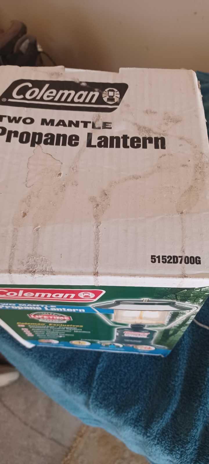 COLEMAN TWO MANTEL PROPANE LANTERN NEW IN BOX