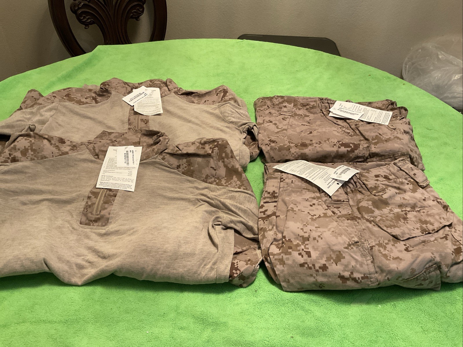 USMC FROG FR Combat Uniform Ensemble Shirt/Pants Desert MARPAT Medium /Regular 2