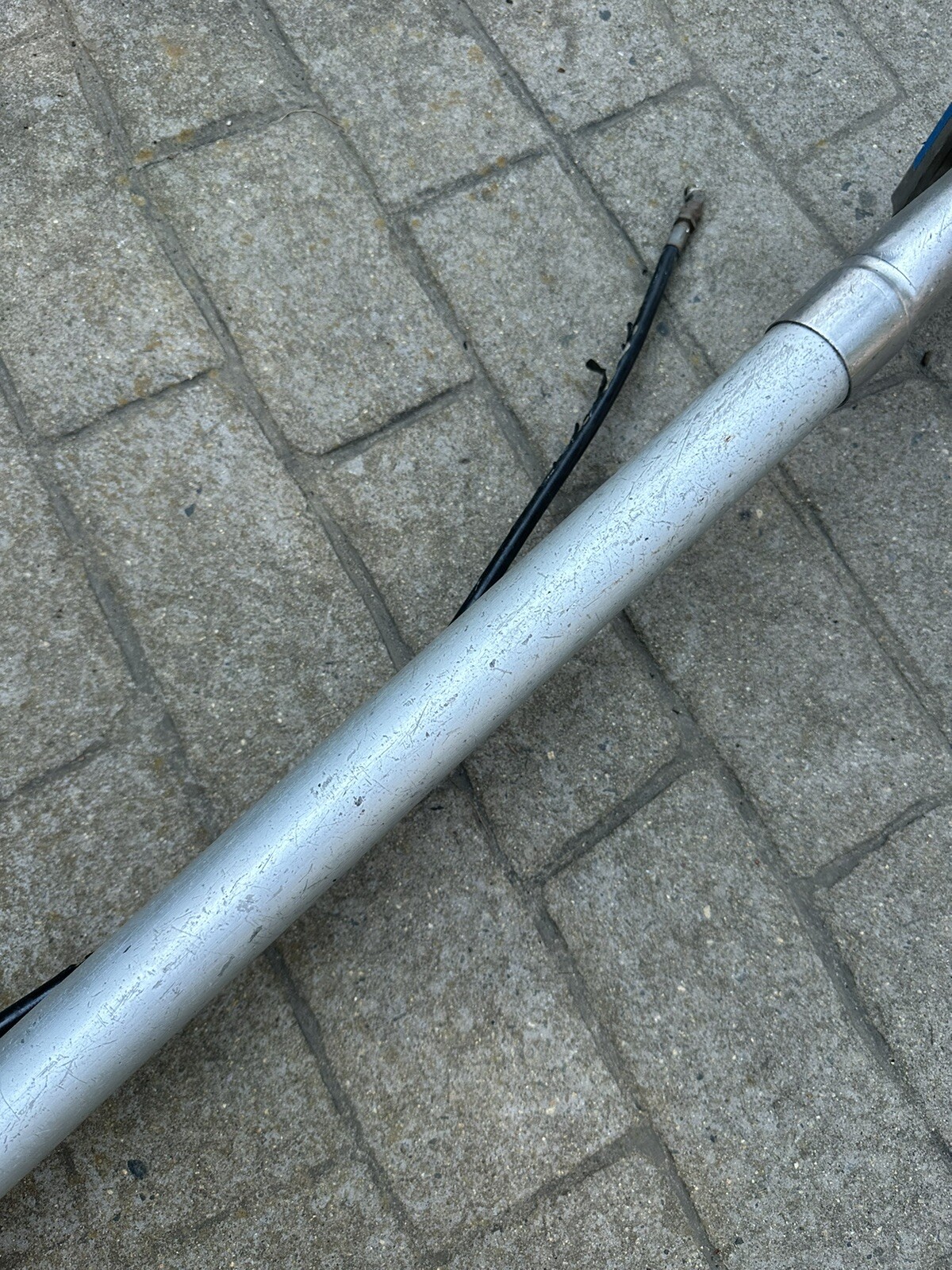 TILE, CARPET CLEANING, HARD SURFACE, & WATER RETRACTION WAND CRACKED HEAD