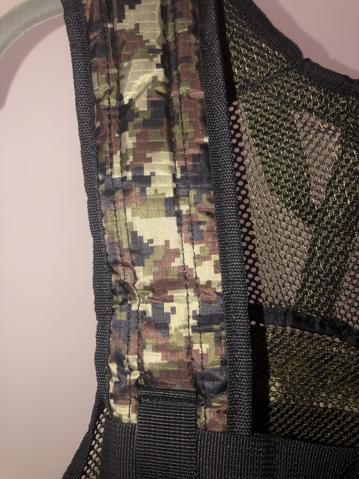 NXe Paintball UNIQUE digital camo back pack and pod holder