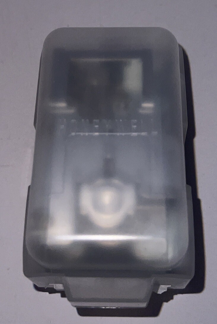 HONEYWELL HP971A 1008 PNEUMATIC SPACE HUMIDITY SENSOR