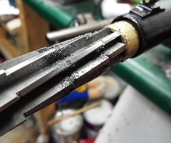 Screw in Choke Tube installation machine work  for 12 Gauge Barrel rem win tru