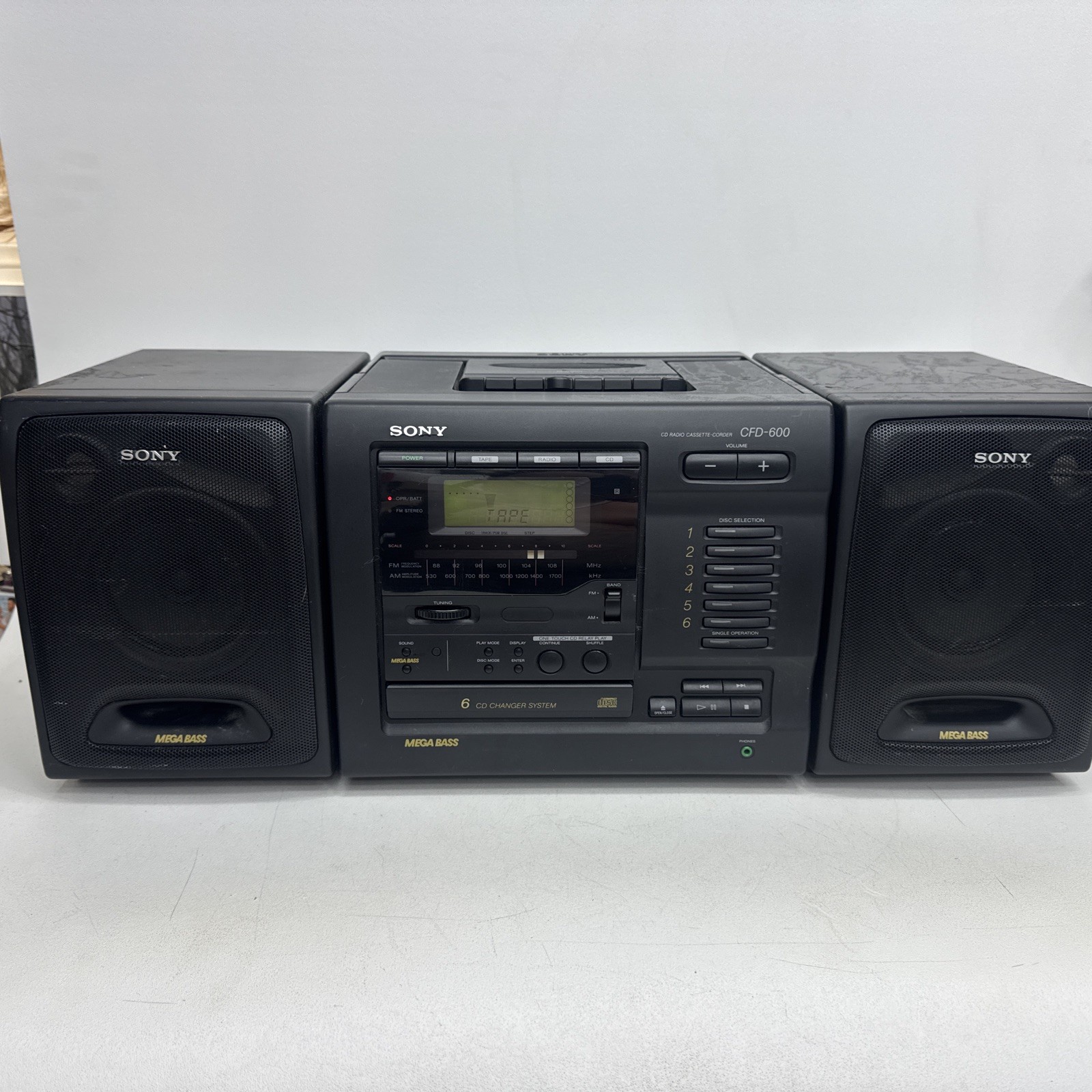 Vintage SONY CFD-600 Mega Bass CD Cassette Doesn’t Work Boombox 6-Disc No remote