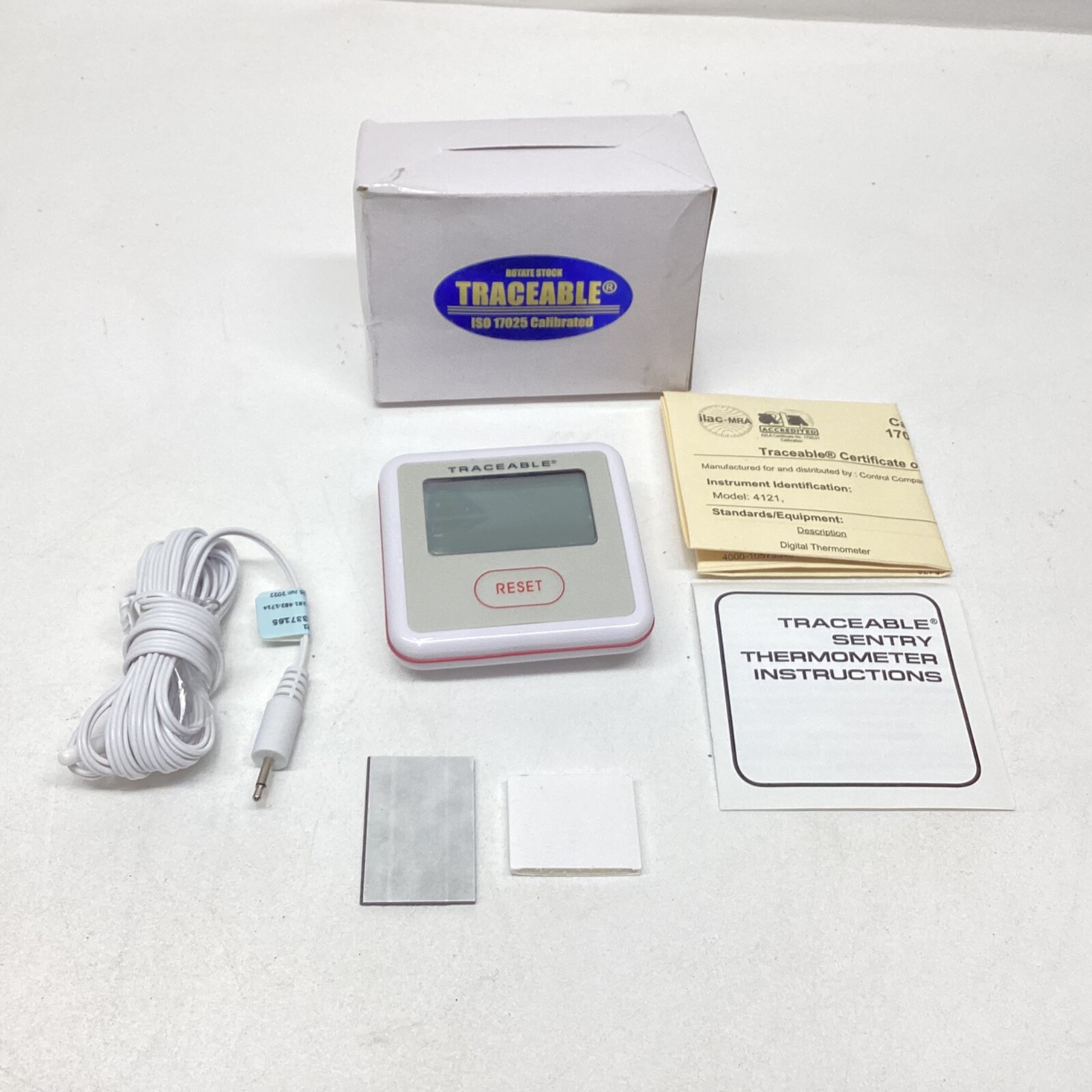 Traceable Sentry Digital Thermometer with Bullet Probe -58 to 140F  4121 NEW