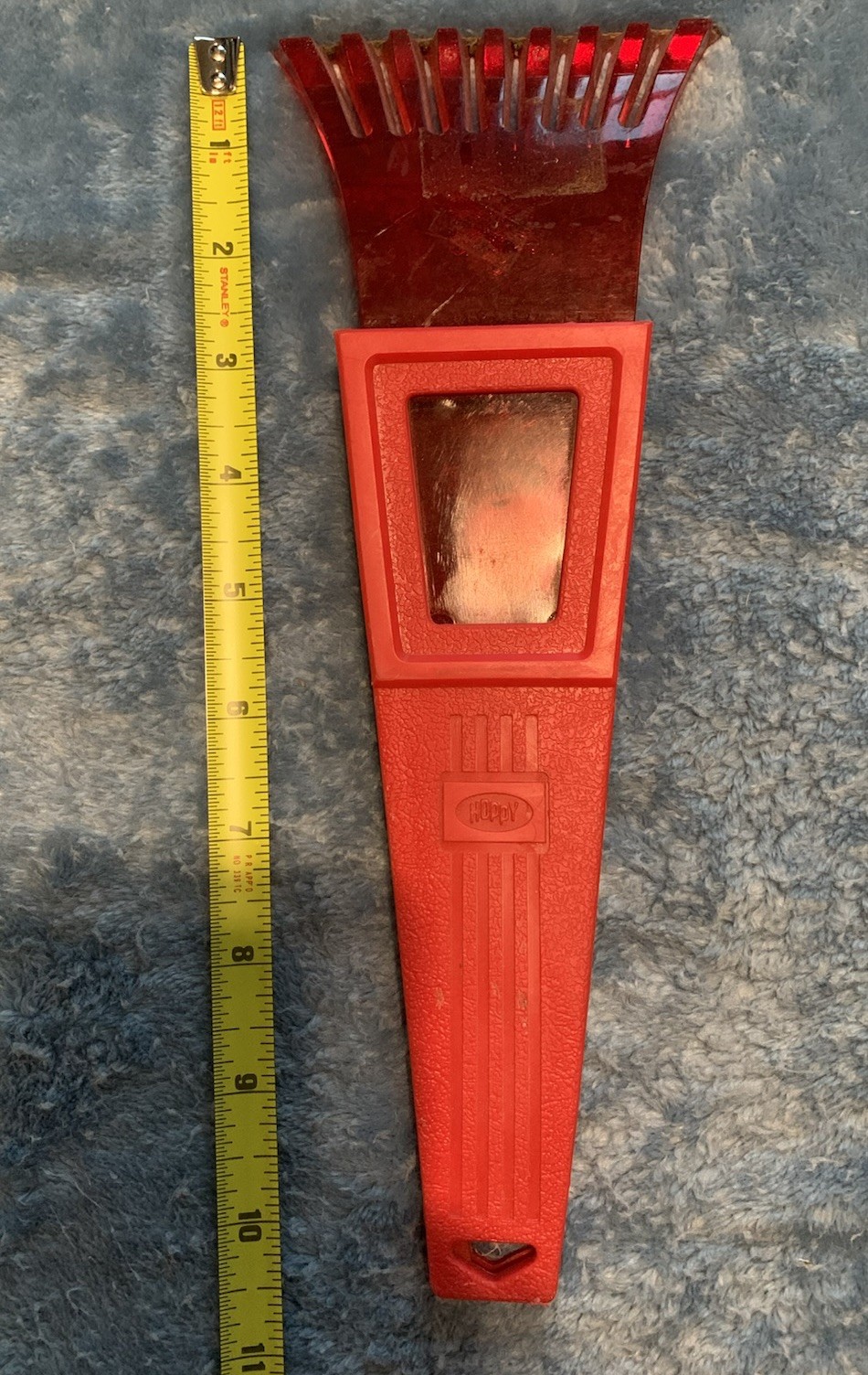 Vintage Hoppy Bright Red Plastic Ice Car Windshield Scraper Winter Tool