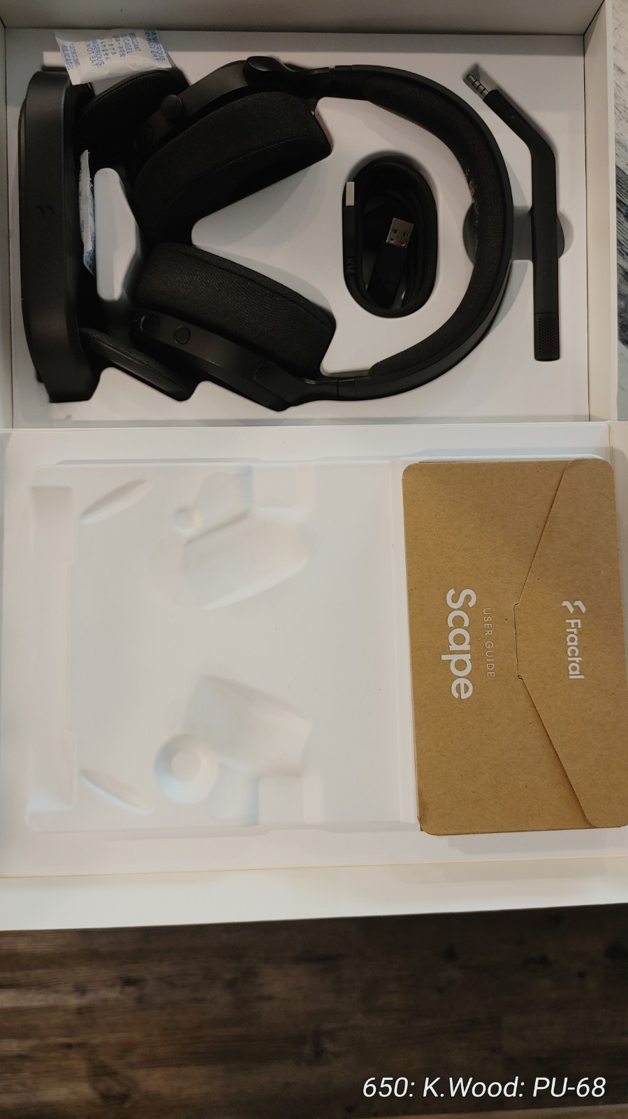 Fractal Design Scape Dark Wireless USB RF Headset Boom Mic w/ Charging Dock