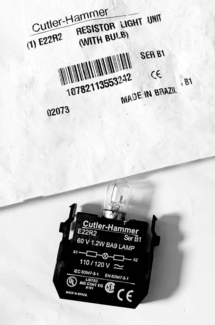 Eaton Cutler-Hammer E22 Pushbutton Light Unit    E22R2     *** Free Warranty