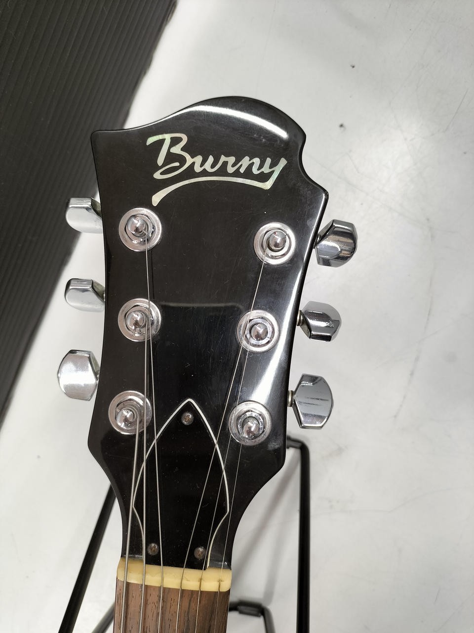 BURNY BG-125X Electric Guitar-01