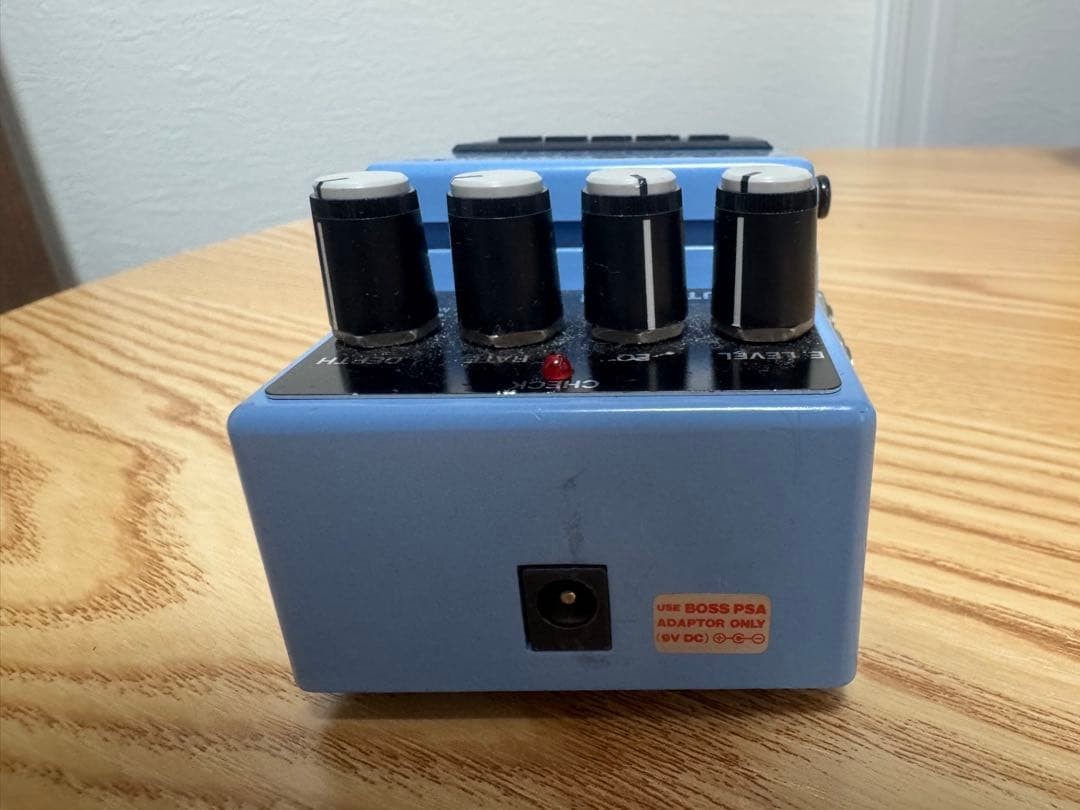 BOSS CH-1 Super Chorus Effects Pedal (Unit Only) Battery operation confirmed