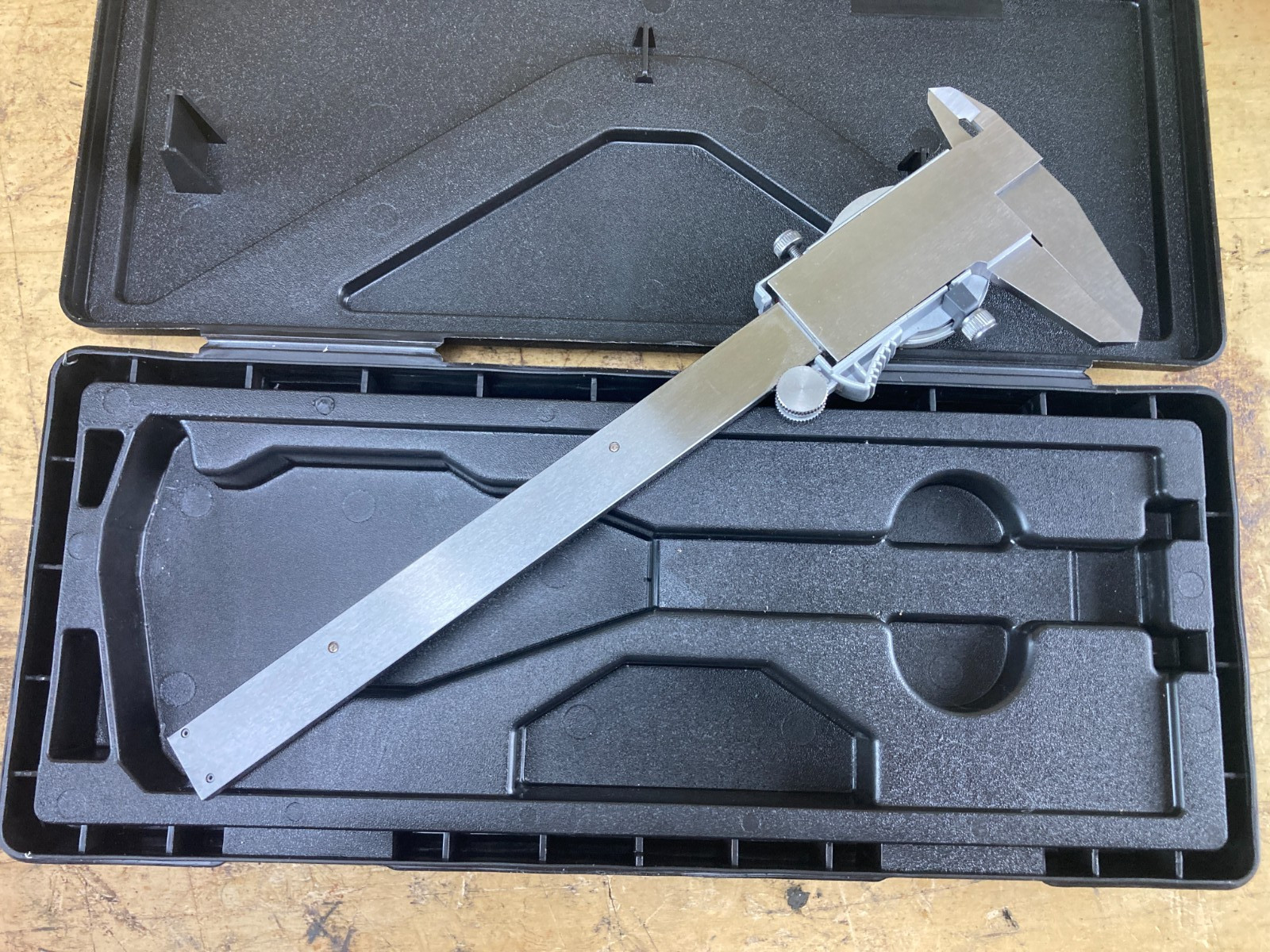 Mitutoyo 505-742-56 Dial Caliper