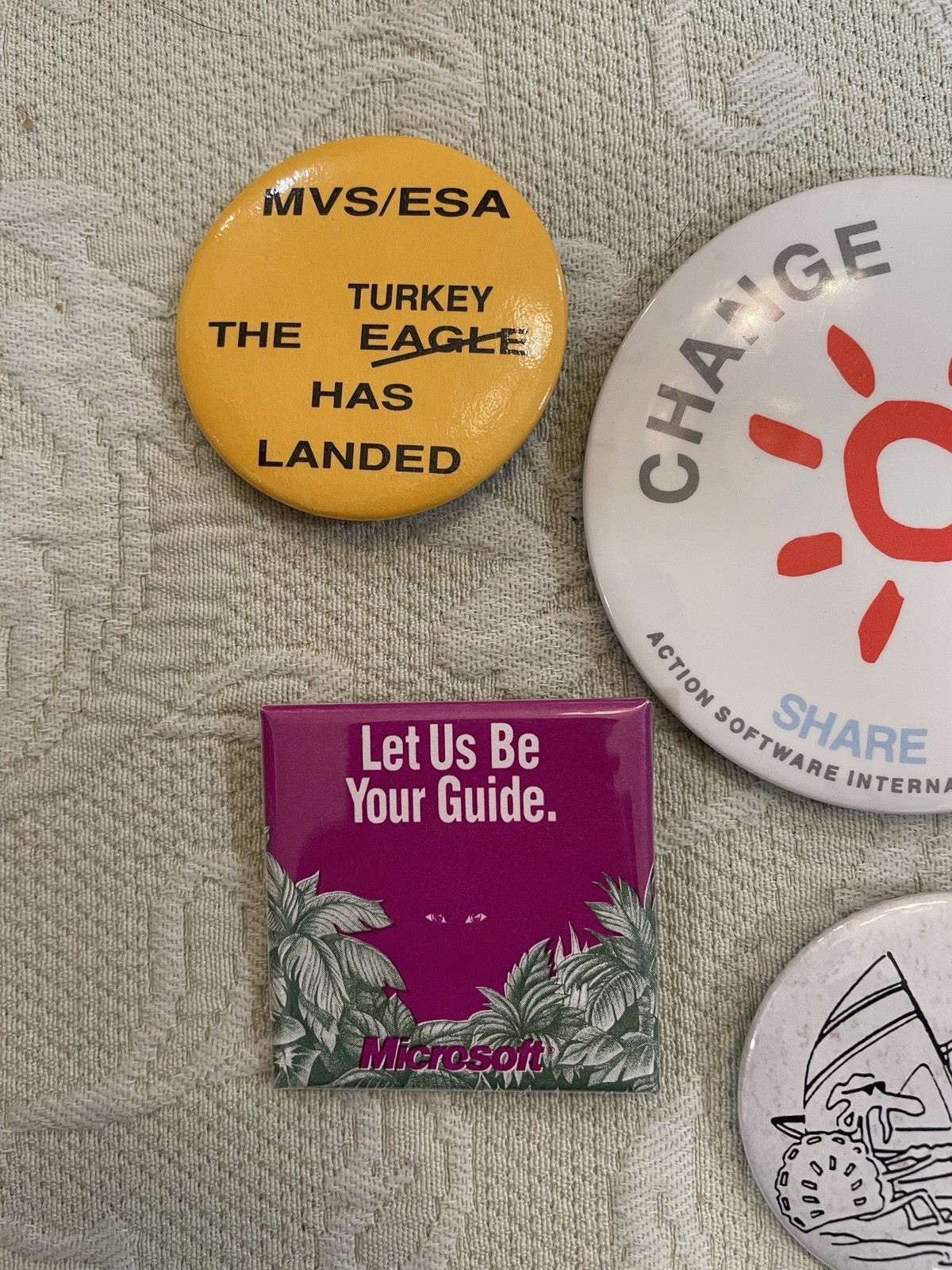 Lot of 6 - Vintage 1990’s - Computer Tech IT Related Button Pins Share/User