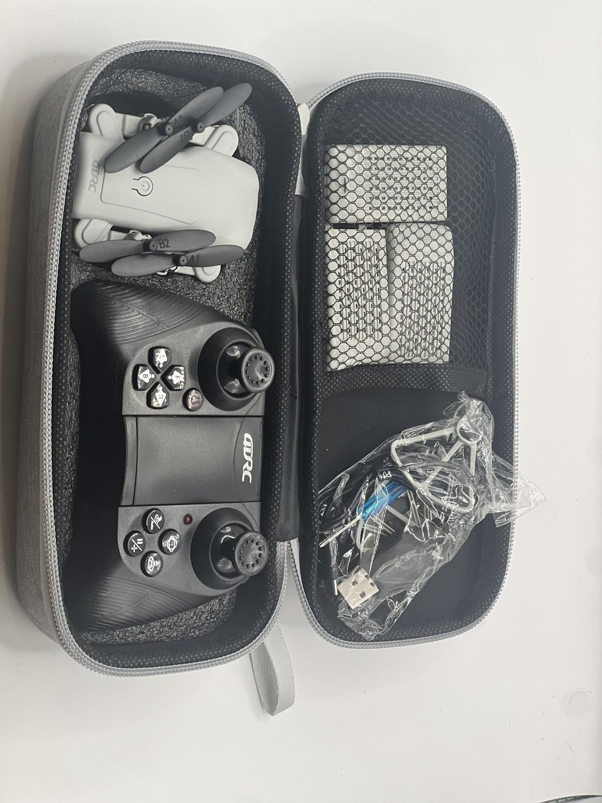 Nocchi-Mini 4DRC 4D-V9 Gray Remote Control Camera Drone With Case