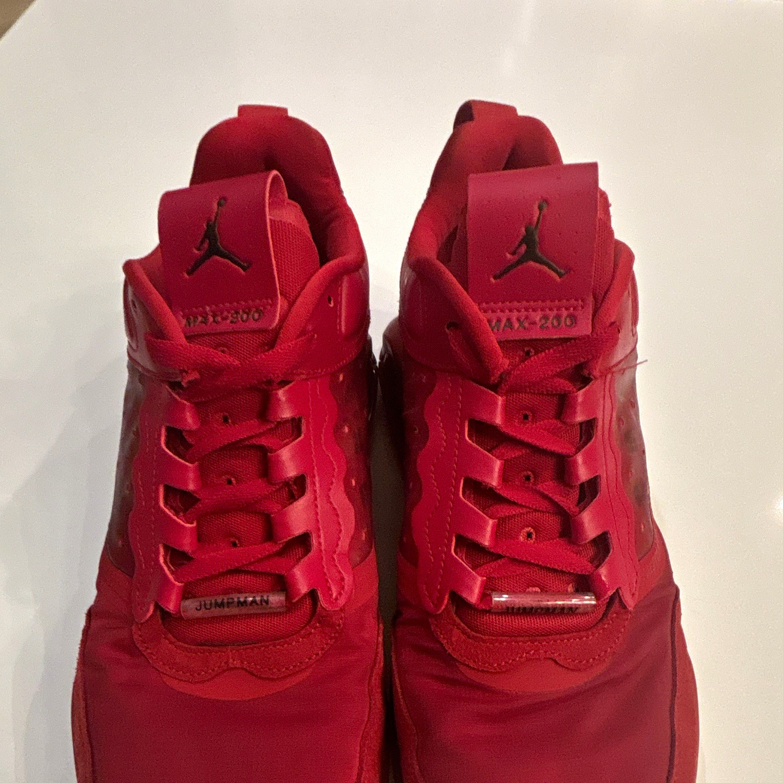 Jordan Air Max 200 Men's Mid Top Lace-Up Athletic Sneakers Red Solid