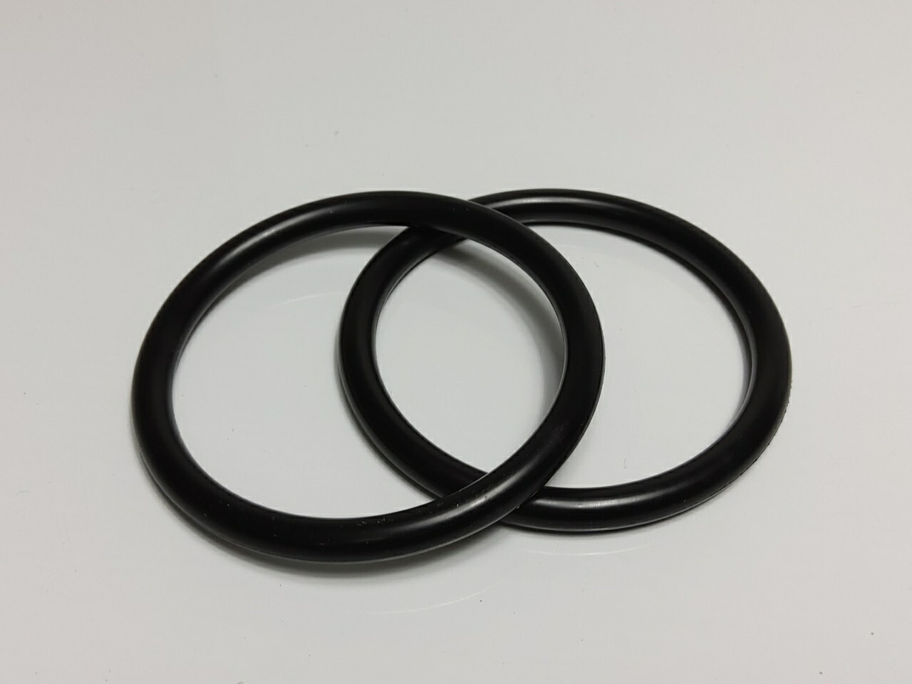 LOT OF 2 MAX O-RINGS HH19802 (NOS)