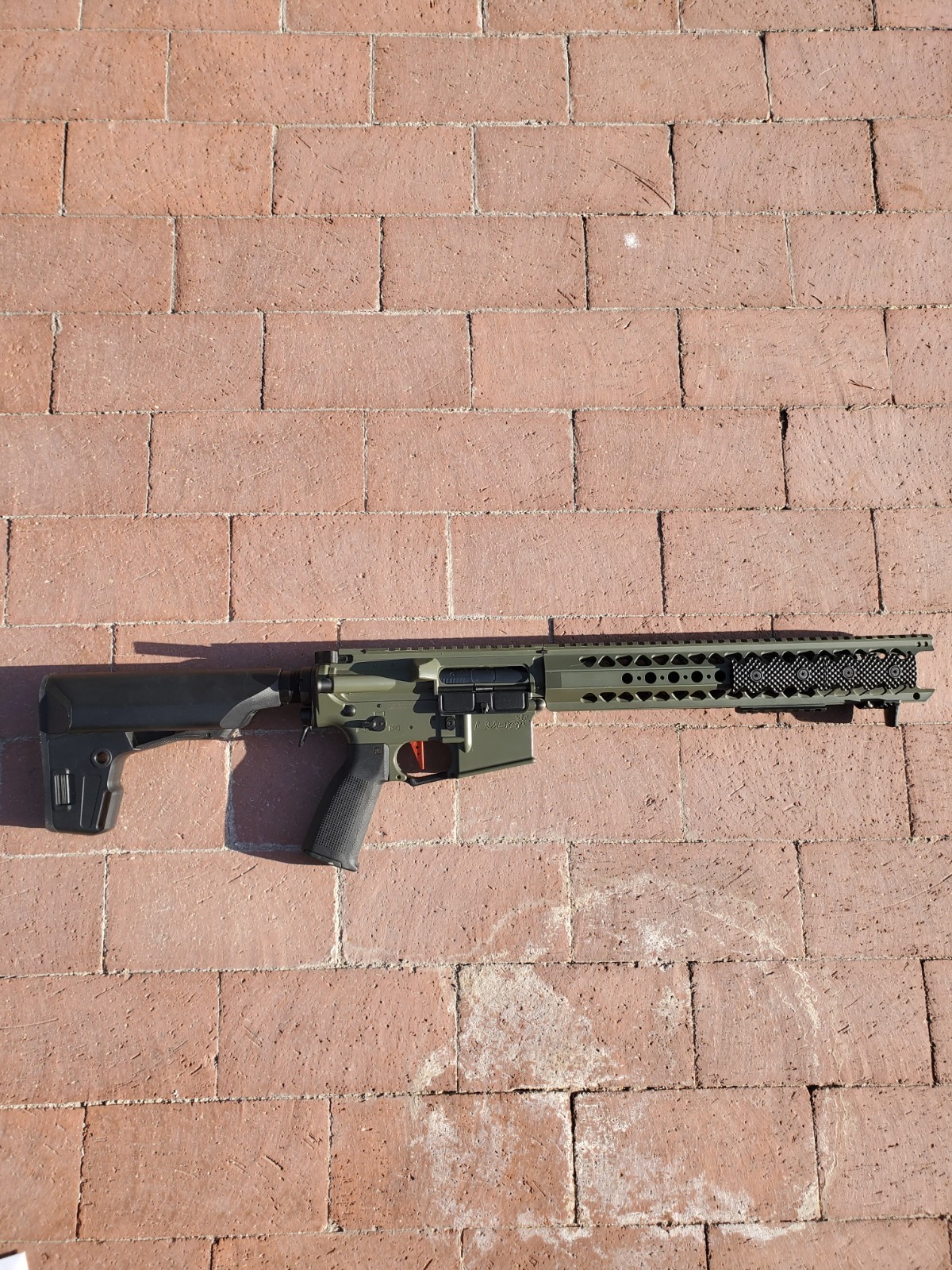 Airsoft Rifle/Umbrella Armory LVOA S