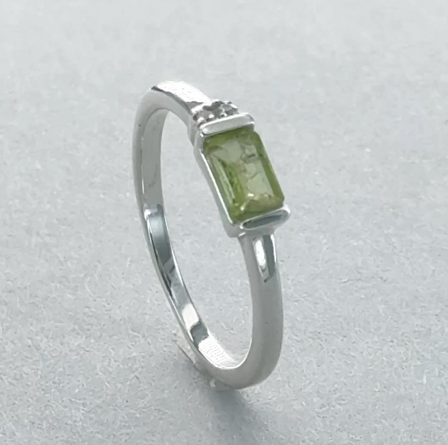 Square / Rectangle PERIDOT Ring with CZ Multiple Sizes 925 STERLING SILVER #47e
