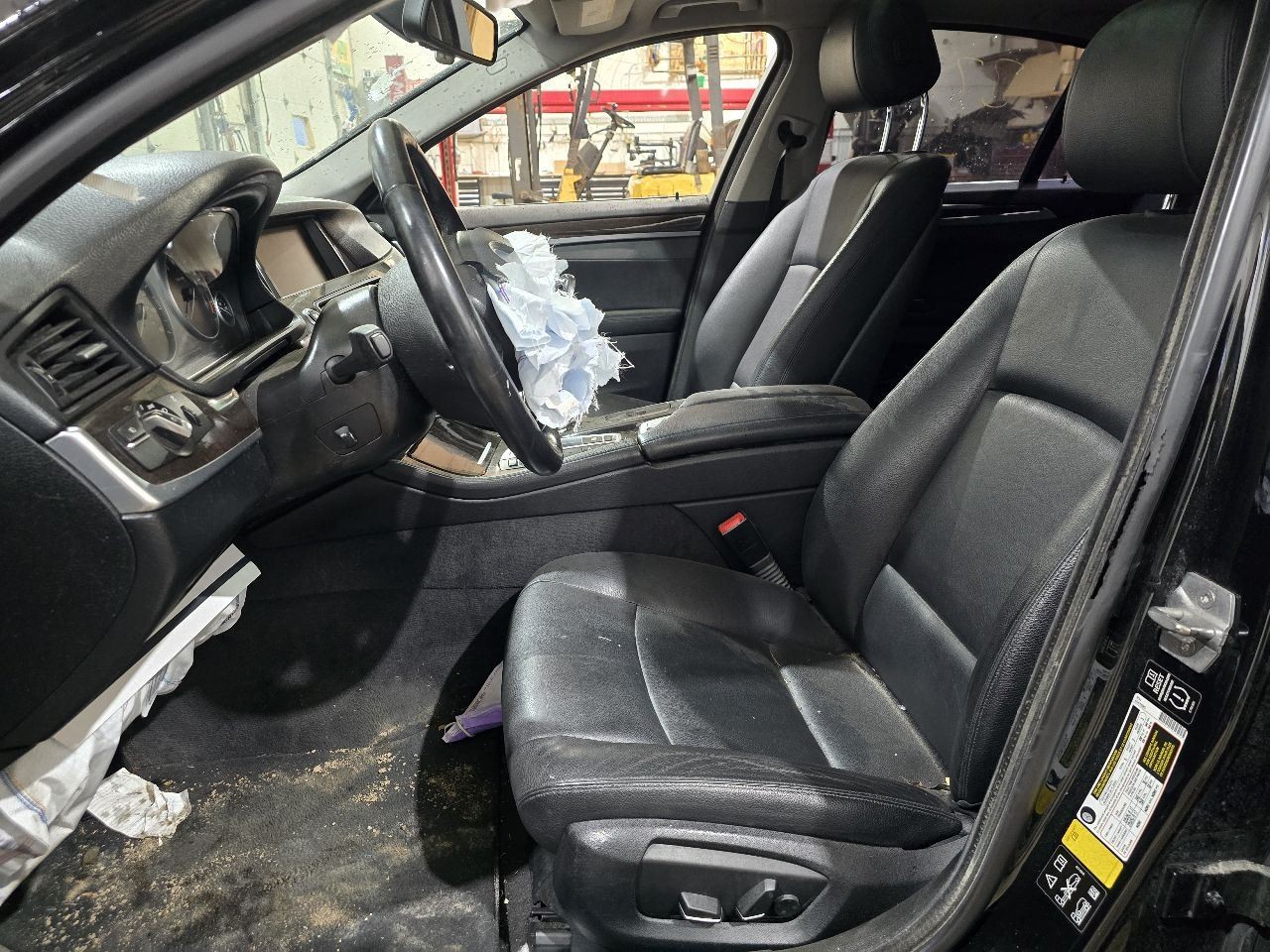 528I 2015 Air Shutter 615822