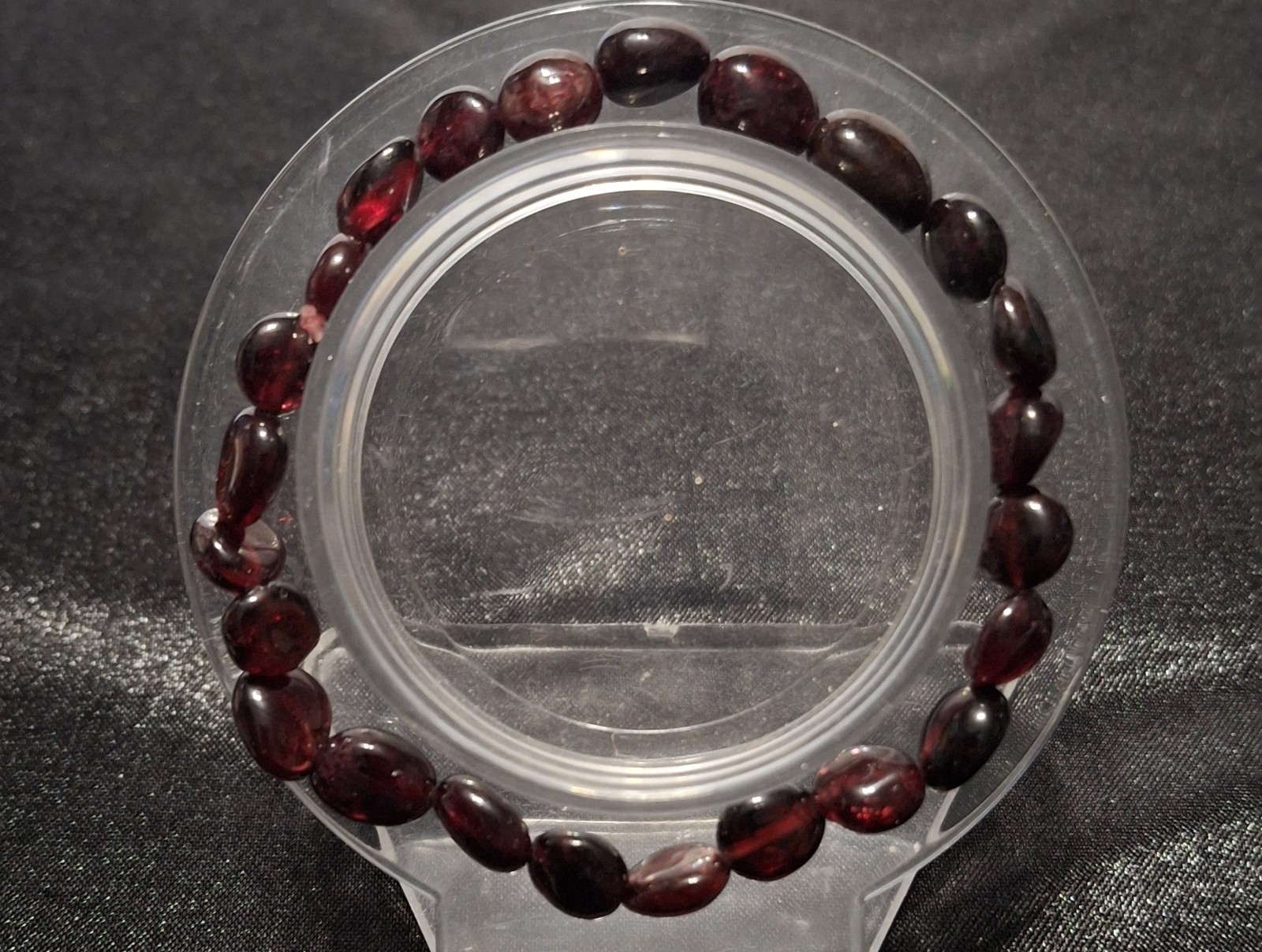 Garnet Chip Bracelet Size 6 1/2 (BRC 24)
