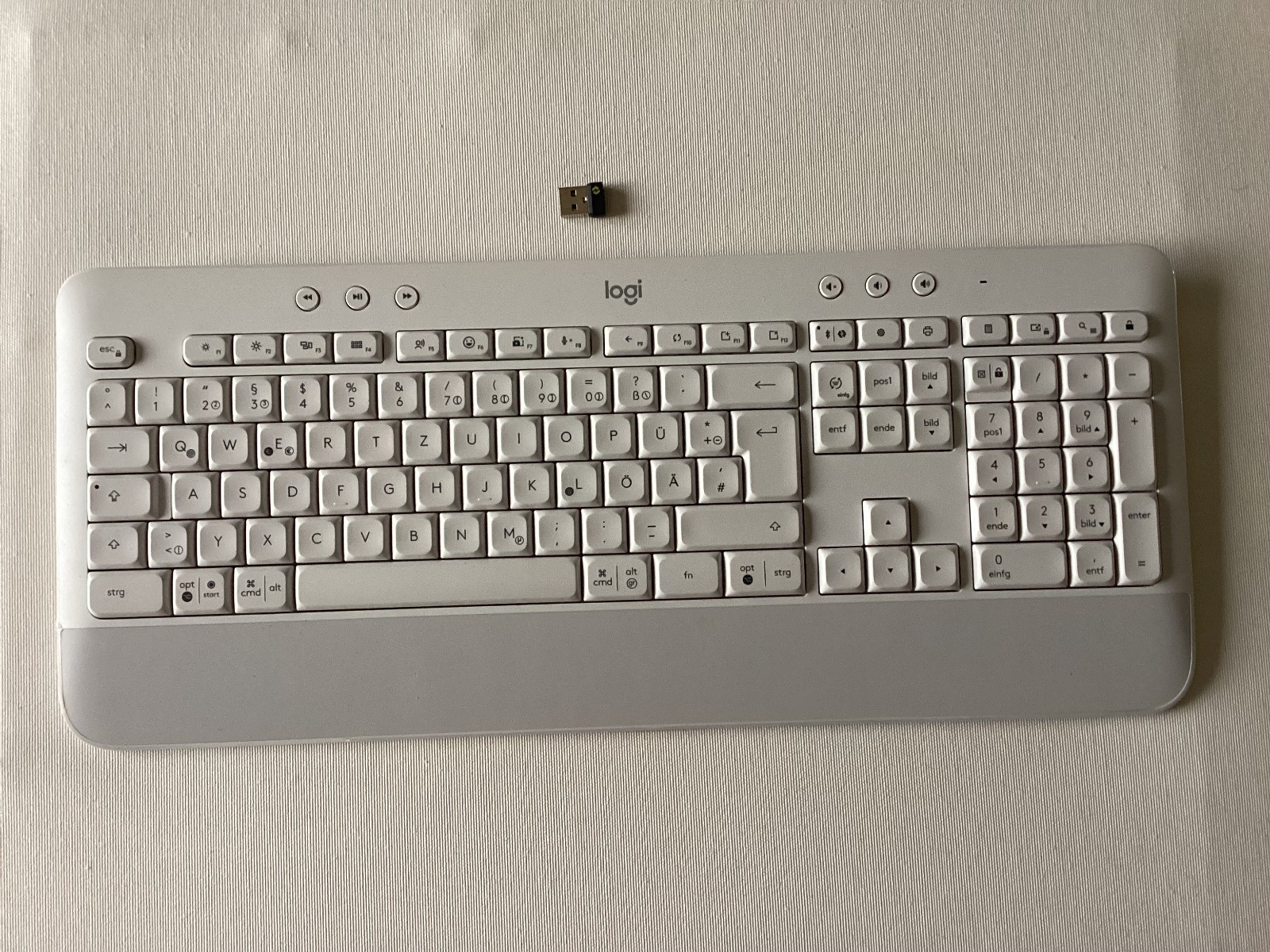 Logitech Signature K650 Bluetooth Office Keyboard QWERTZ