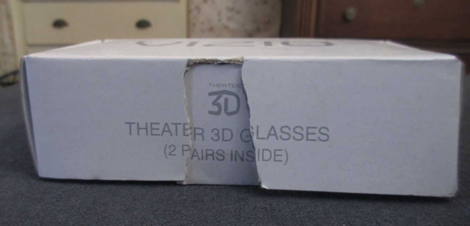 VIZIO Theater 3D GLASSES 2 Pair - NEW jce