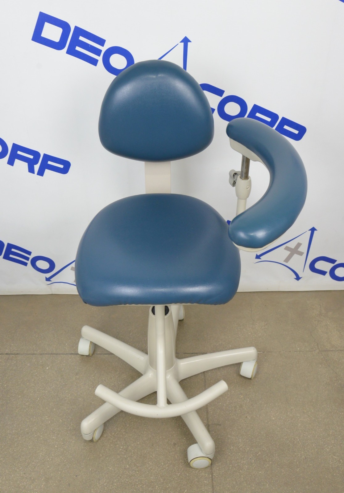 Midmark 153812*320937 Dental Assistants Stool W/ Back Support