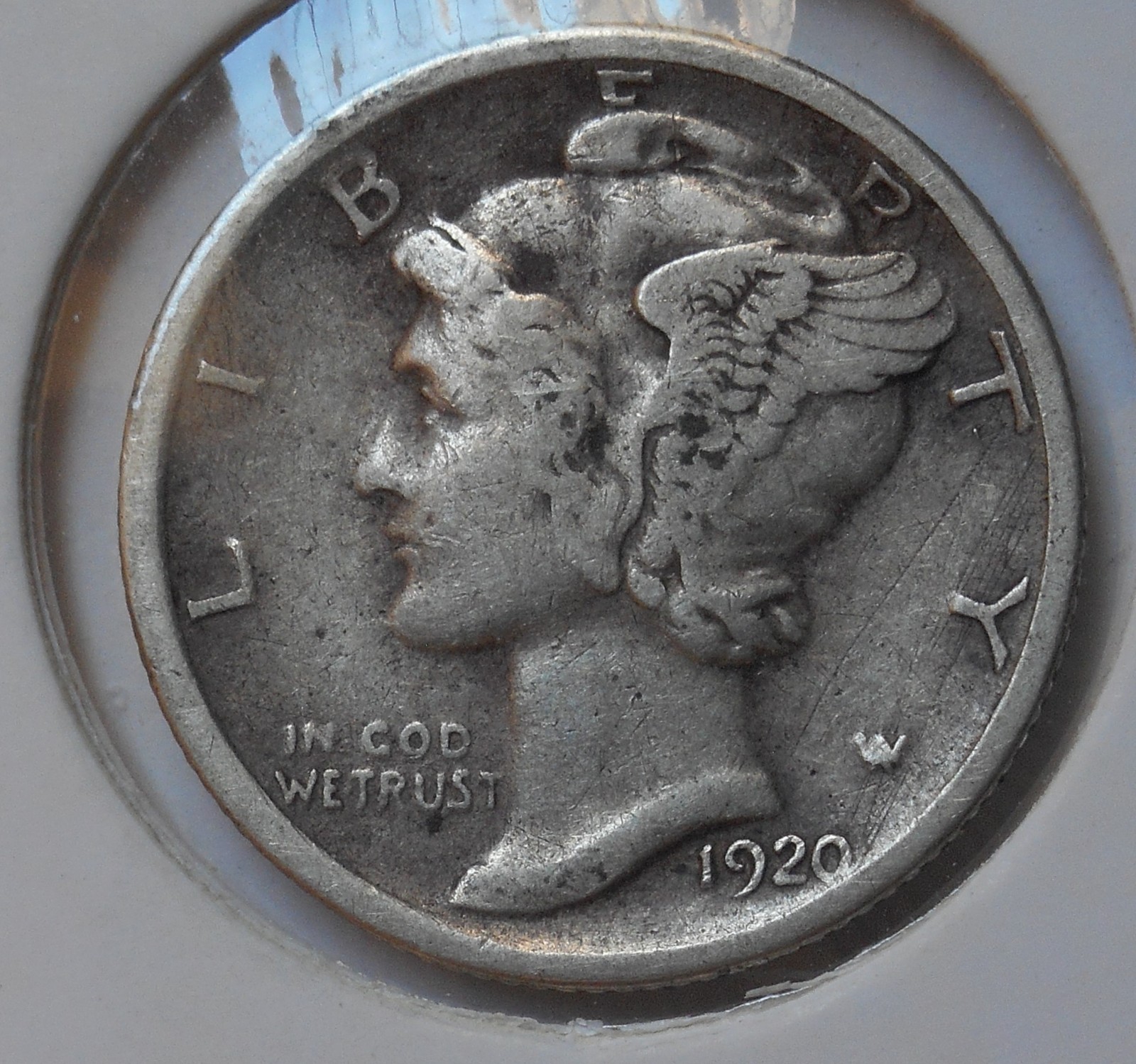 1920-s . Mercury Dime . VF . Very Fine . Original