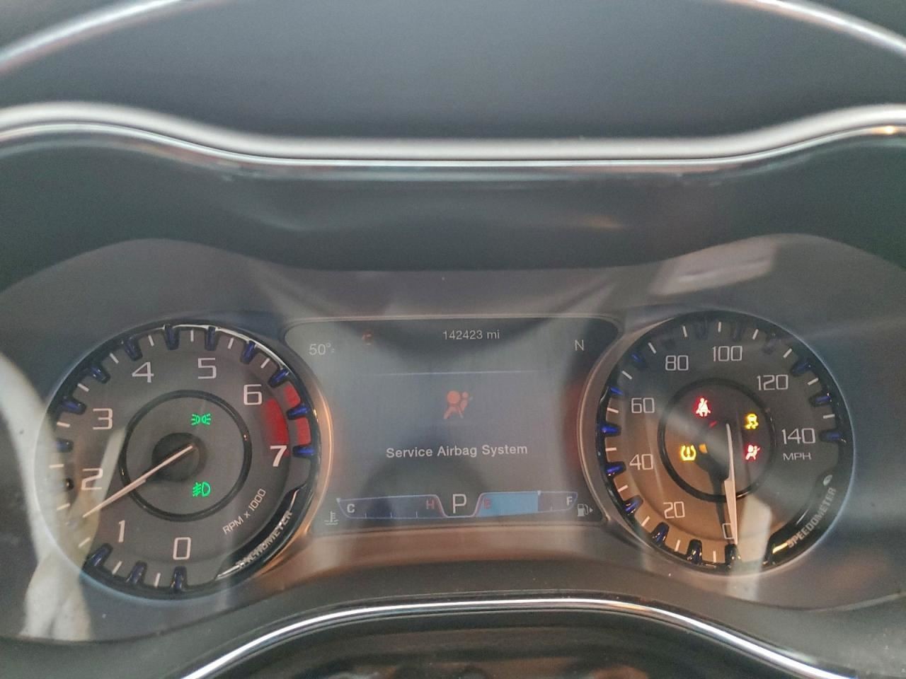 200 2015 Glove Box 4997899