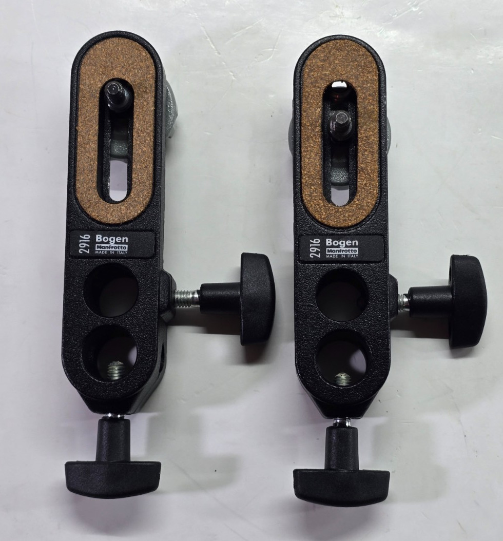 (BRAND NEW) Lot of 2 MANFROTTO Bogen Universal Camera Mounting Bracket #2916
