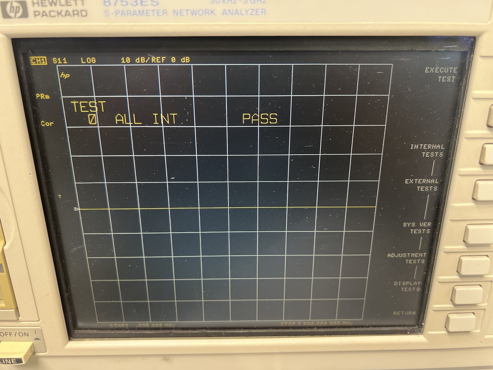 Agilent 8753ES S-Parameter Network Analyzer With Options 1D5 and 075 - Fair